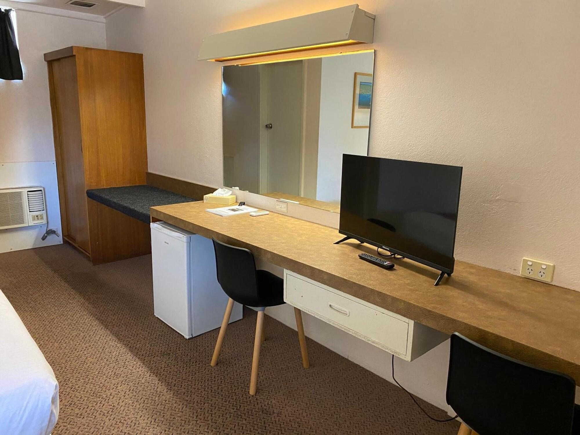 Ben Hall Motor Inn Forbes Exteriör bild