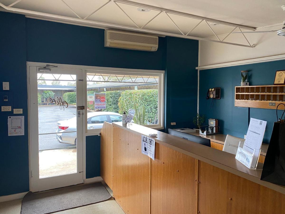 Ben Hall Motor Inn Forbes Exteriör bild